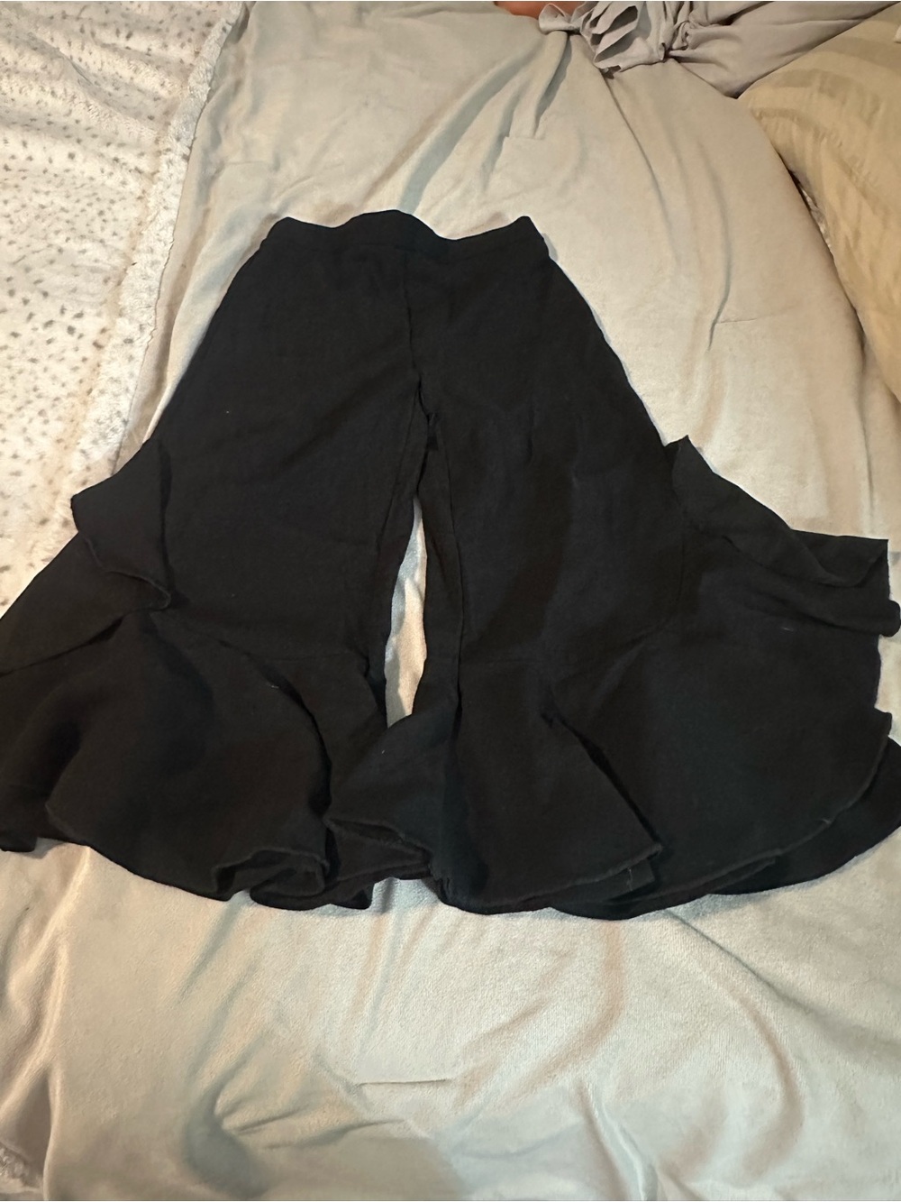 River Island Black Wide-Leg Ruffle Hem GirlsTrousers 7/8